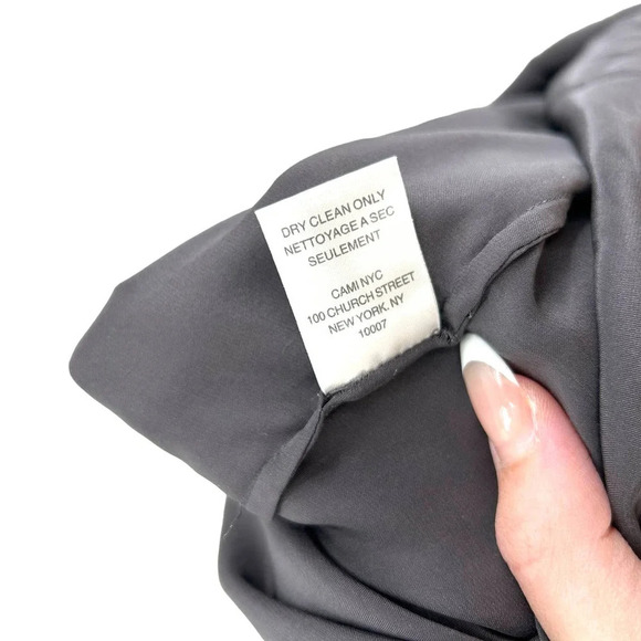 Cami‎ NYC Samantha Cold Shoulder Silk Top In Slate Gray Silk Size Small - Picture 9 of 9